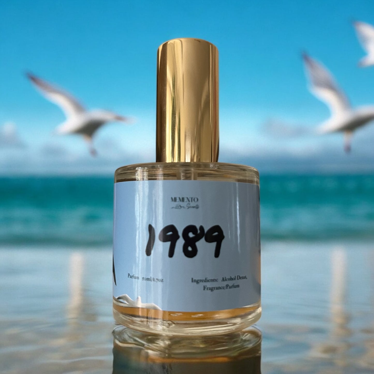 1989 a beachy citrus floral perfume with notes of driftwood and ocean air